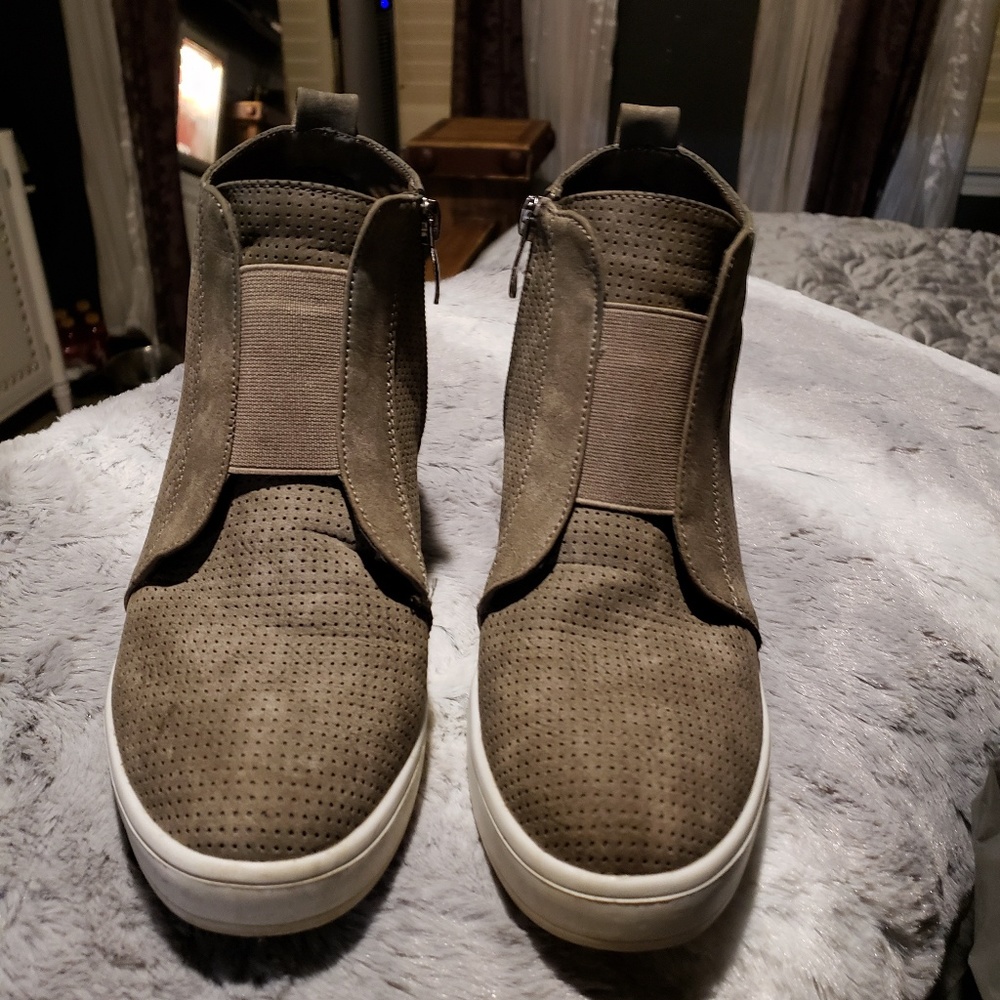 Journey Collection Clara Wedges